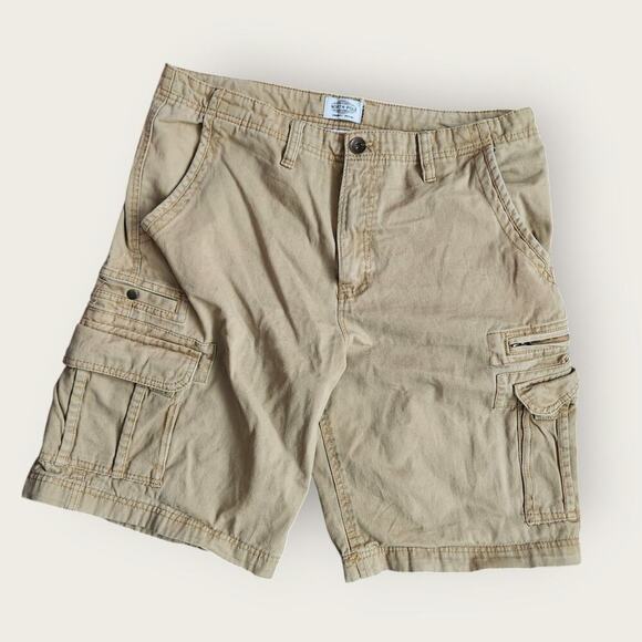 North Pole Other - North Pole Original Brand Cargo Shorts Men's Size 36 Beige